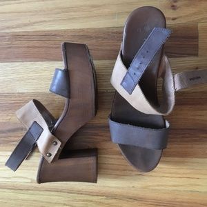 COMFY platforms from Espana!